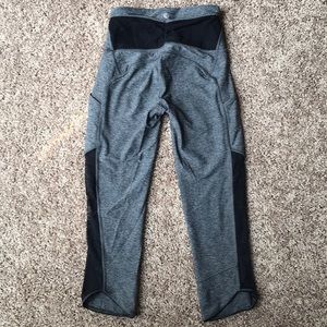❤️Lululemon athletica cropped legging size two